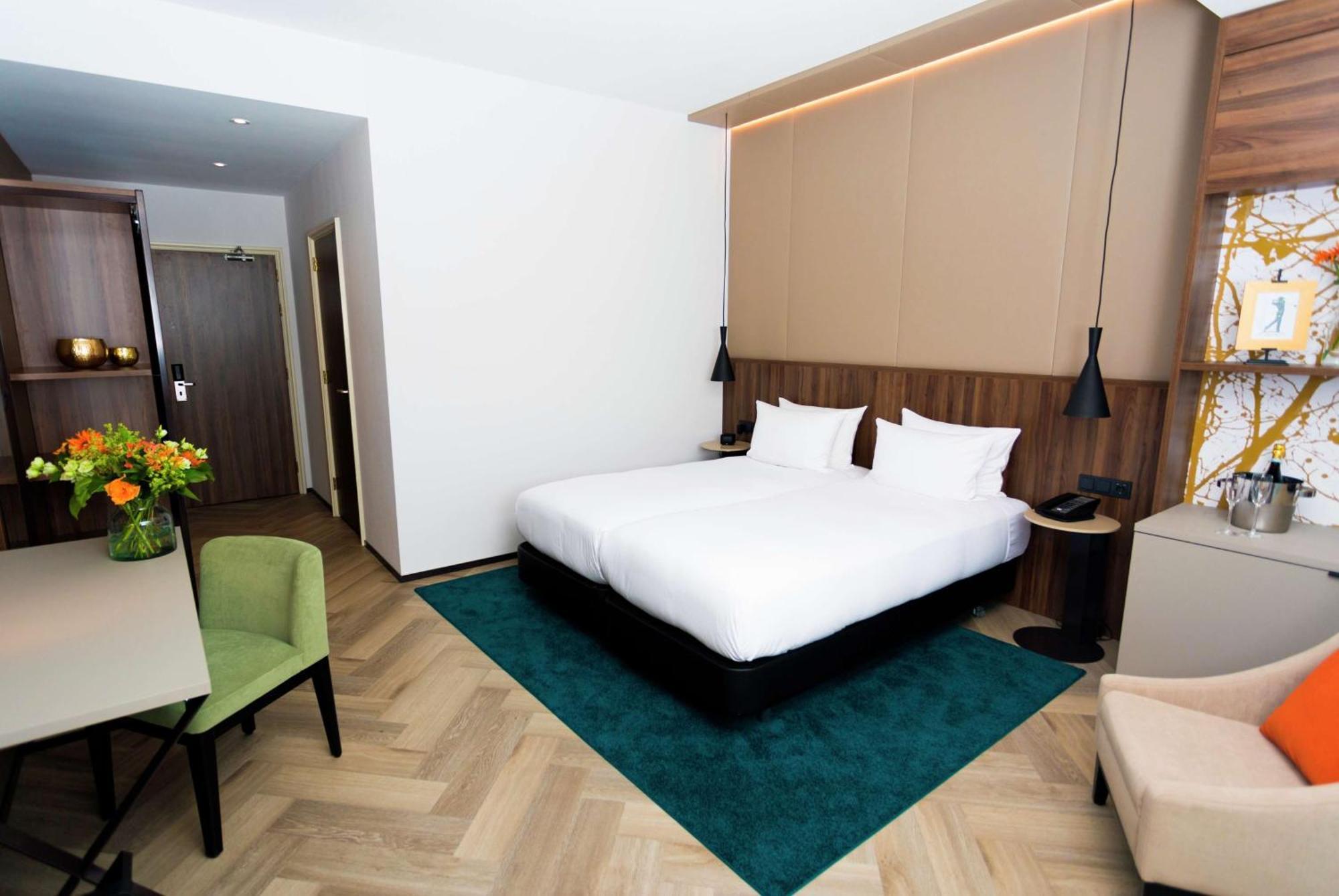 Twin Room,1516443934:JPEG